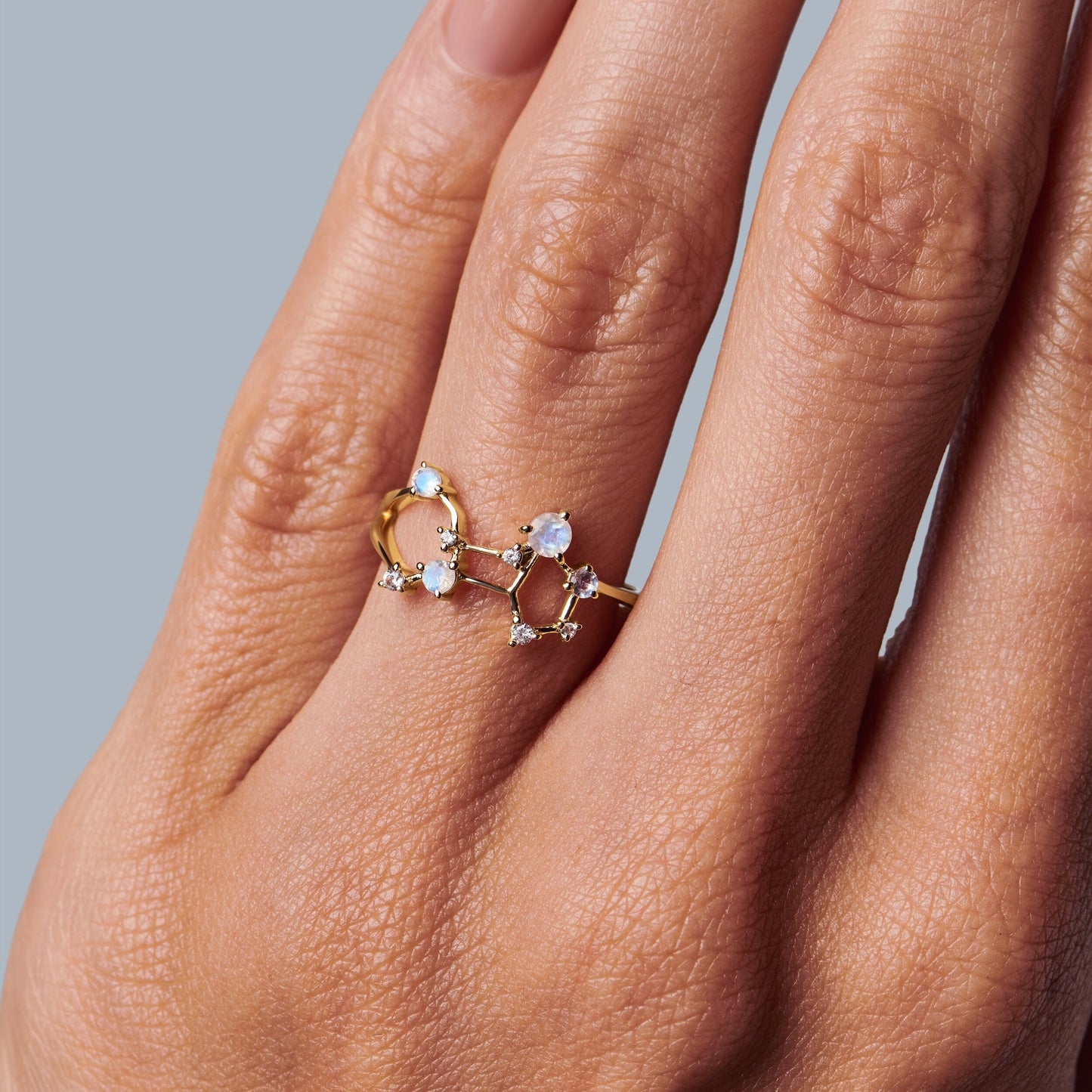Bague en pierre de lune - Constellation du zodiaque Vierge