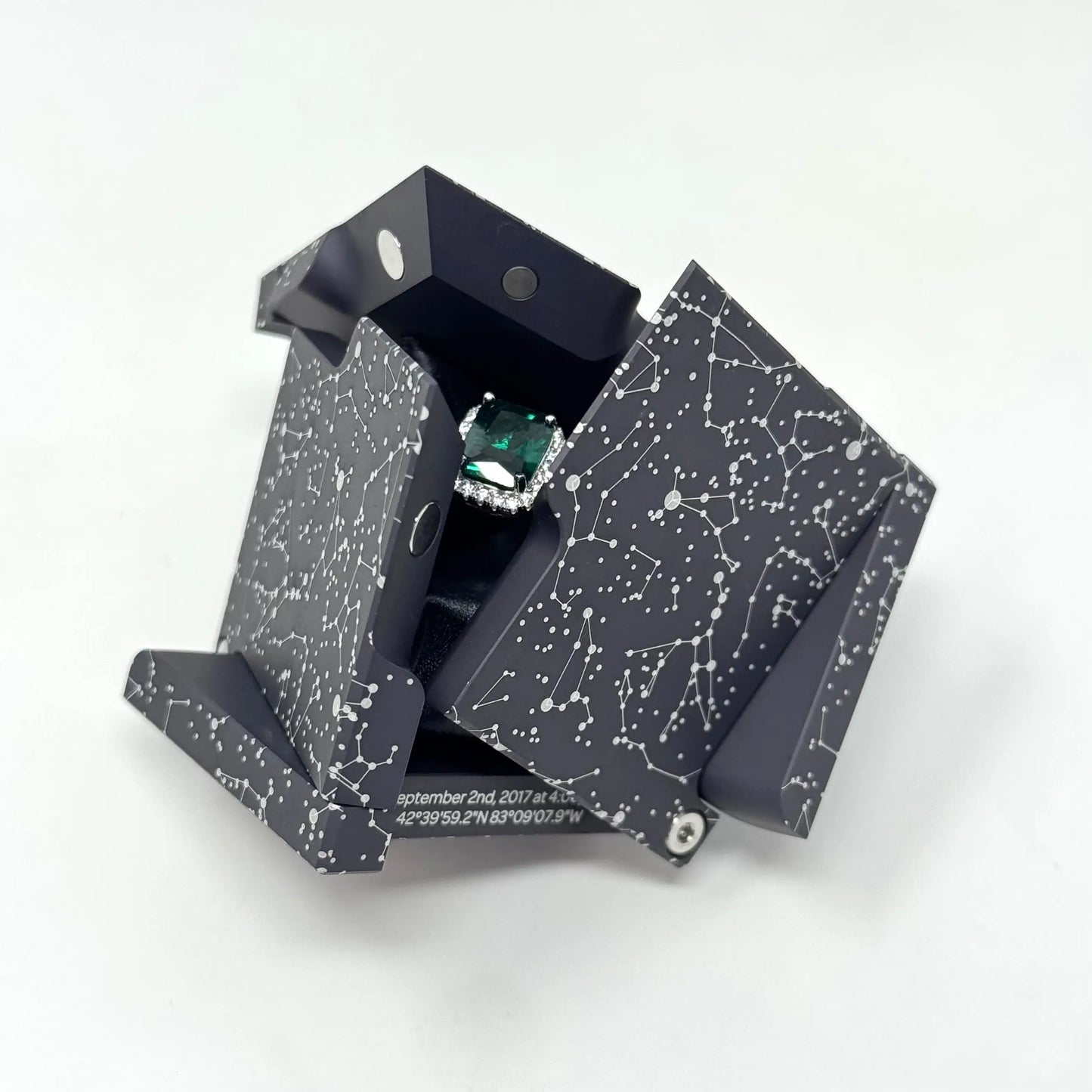 Kinetacube™ Ring Box - Fifth Limited Edition: Colors Degrees of Freedom