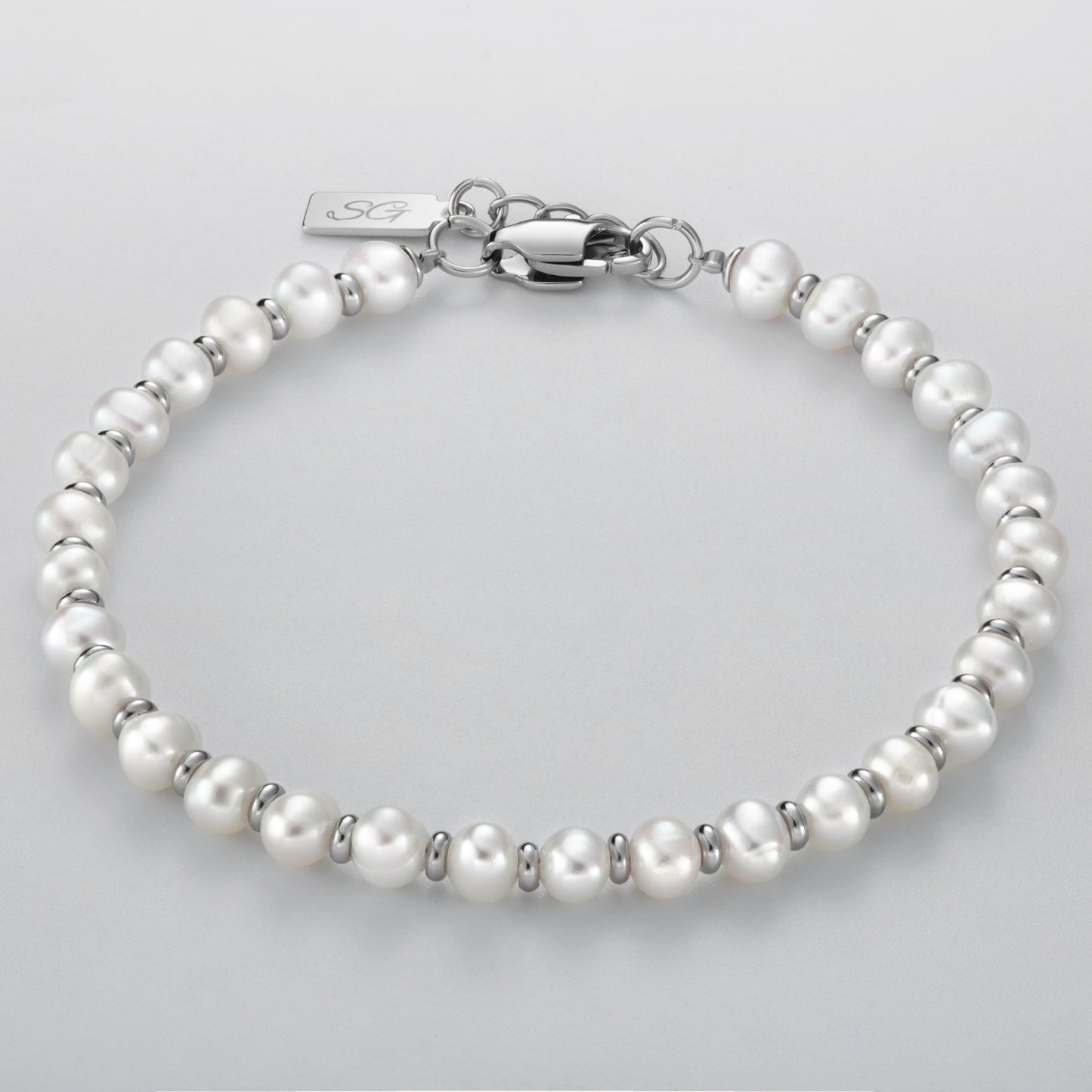 Classic Pearl Bracelet