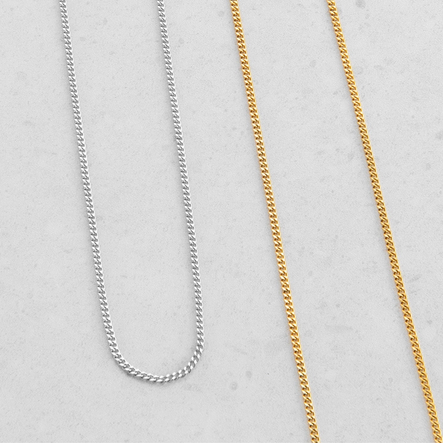 Minimal Curb Chain