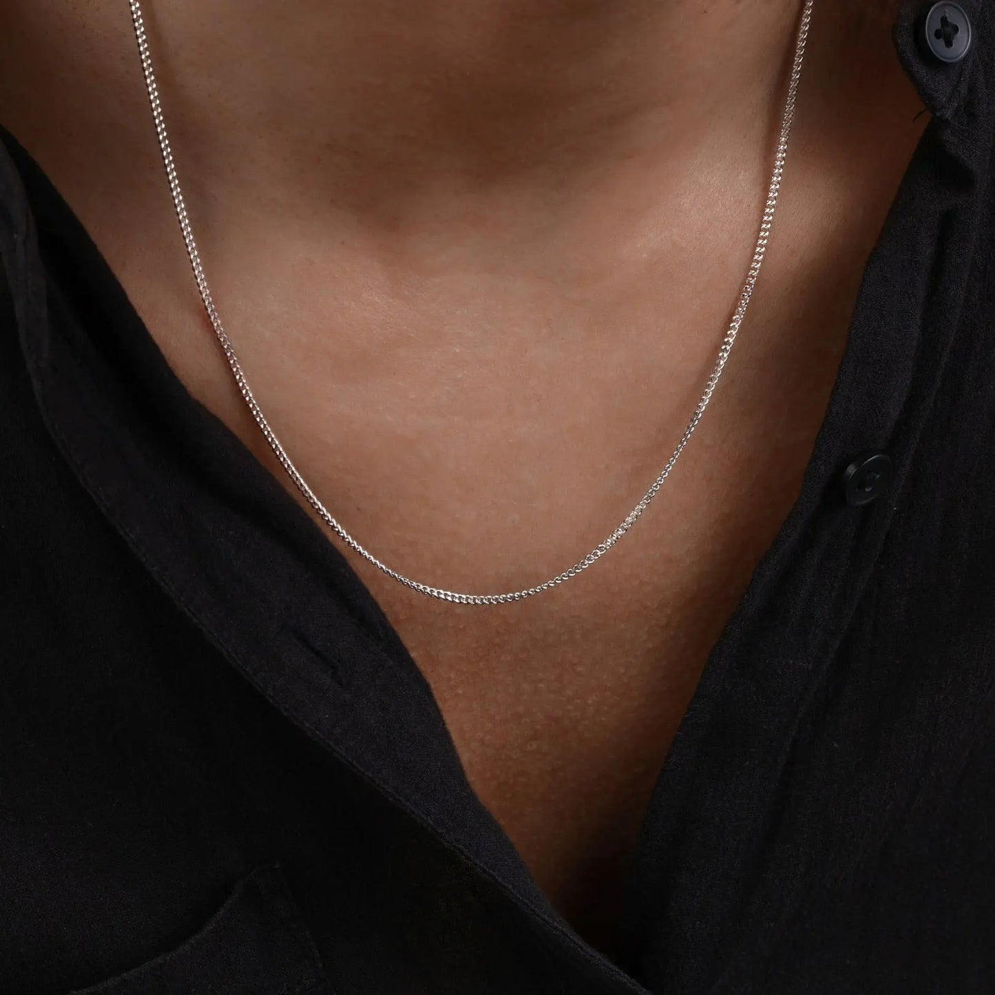 Minimal Curb Chain Sylvian Grant