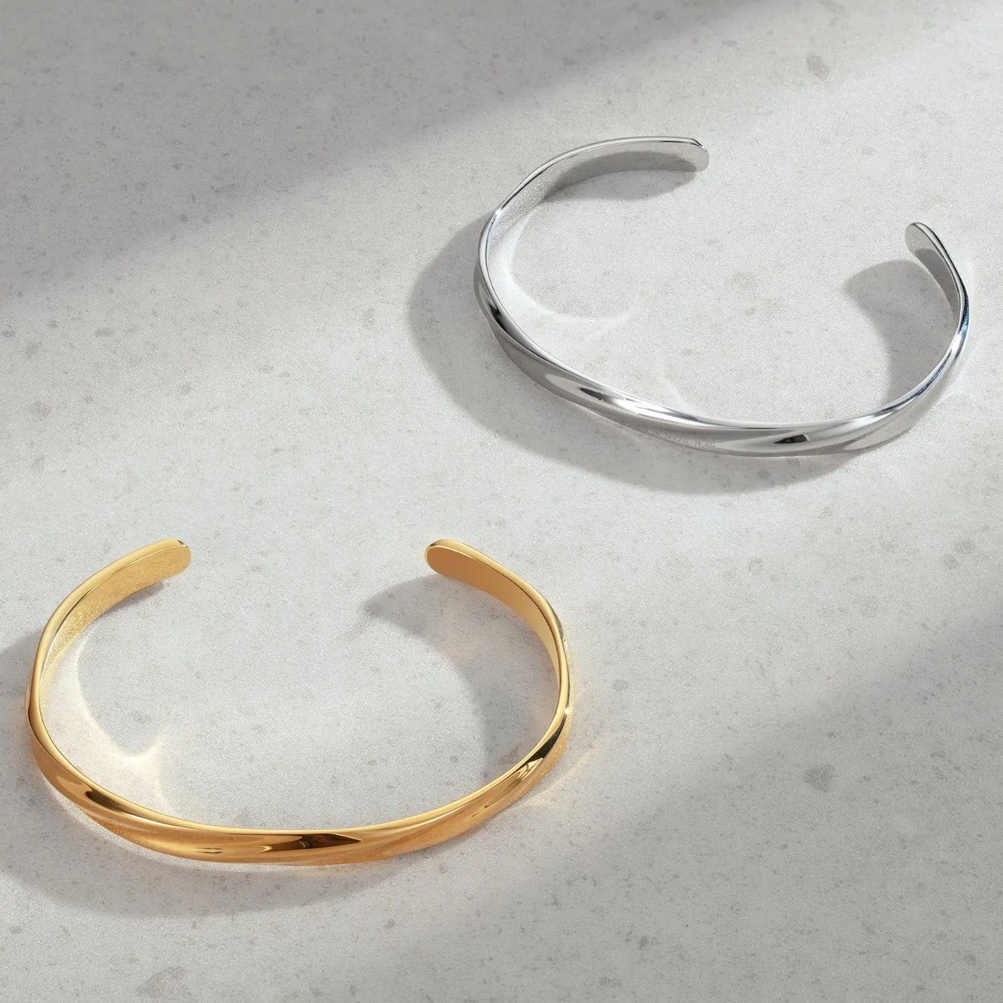 Twisted Unisize Cuff Sylvian Grant