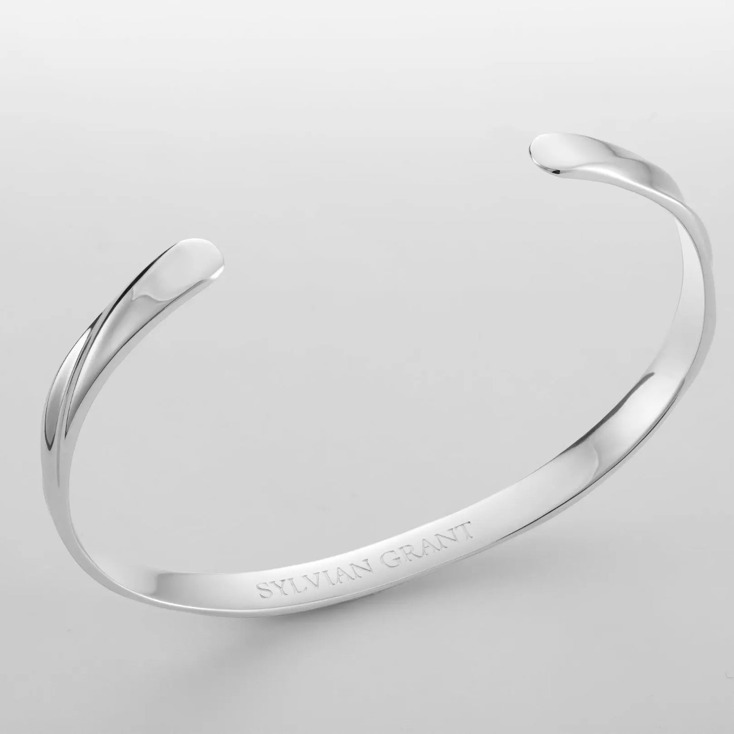 Twisted Unisize Cuff Sylvian Grant