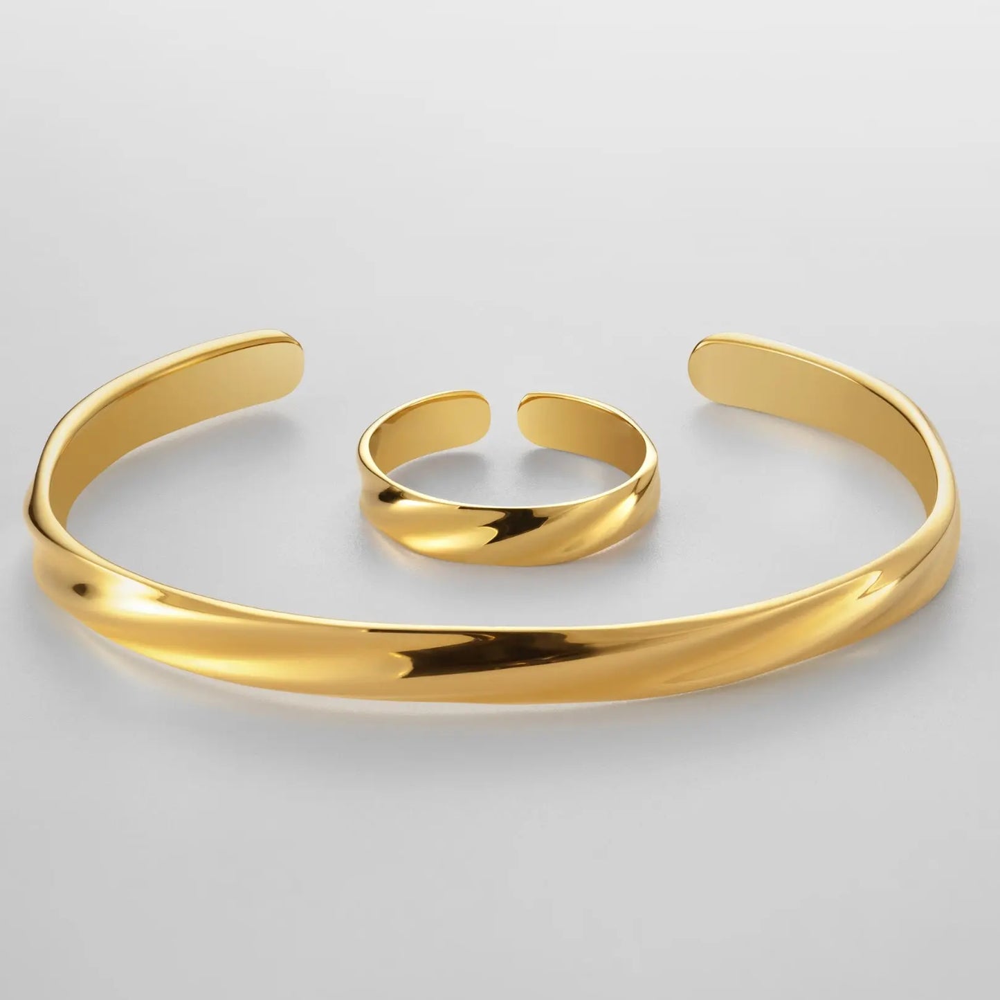 Twisted Unisize Set Sylvian Grant