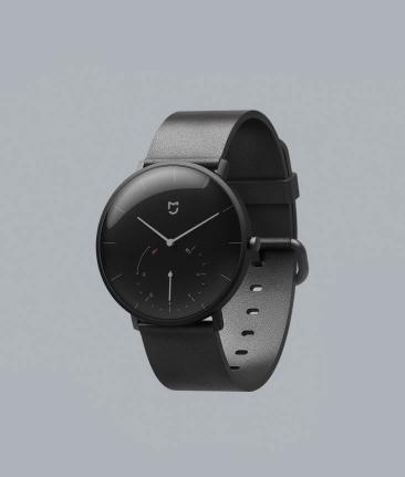 La montre intelligente minimaliste de Dubaï avec podomètre, étalonnage automatique de l'heure et rappel de vibration
