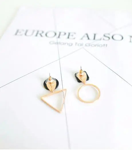 Asymmetric Black Earrings Gifts for Designers