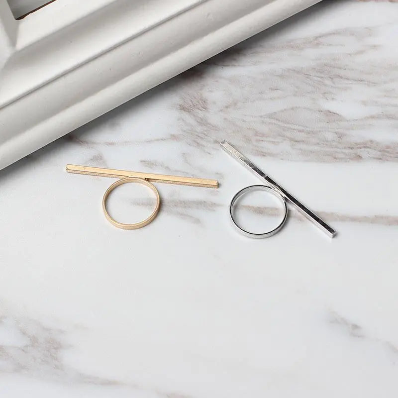 Long Bar Minimalist Ring Gifts for Designers