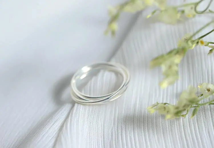 Minimalist 925 Sterling Silver Three Overlapping Rings Gifts for Designers