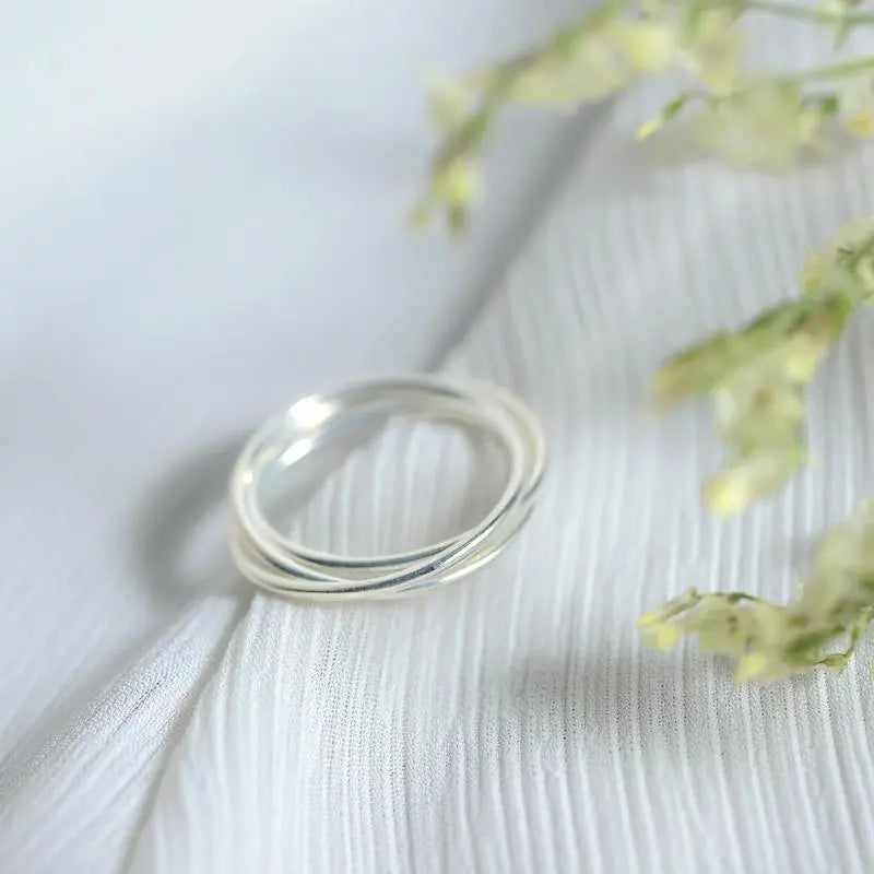 Minimalist 925 Sterling Silver Three Overlapping Rings Gifts for Designers