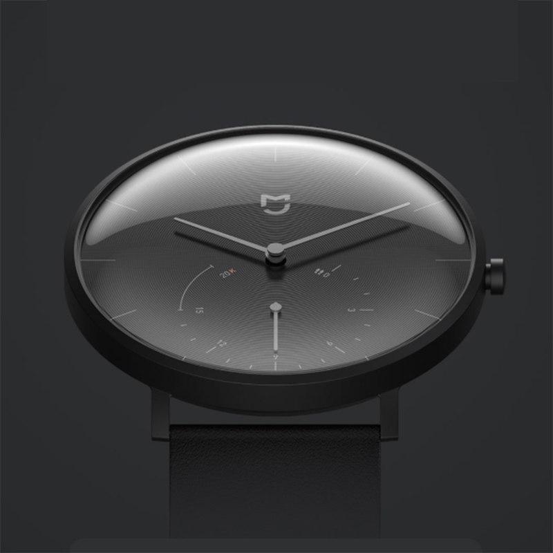 La montre intelligente minimaliste de Dubaï avec podomètre, étalonnage automatique de l'heure et rappel de vibration
