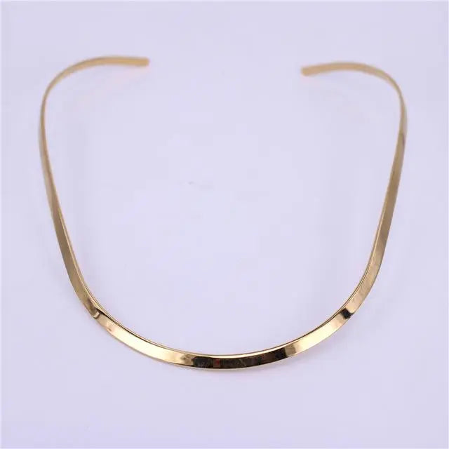 Minimalist Collar Necklace Gifts for Designers