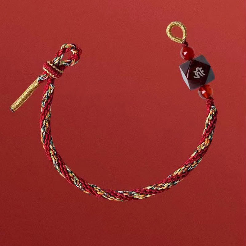 Bracelet de protection en fil rouge et bois de santal rouge avec petites feuilles et pierres de Bouddha, signe du zodiaque chinois