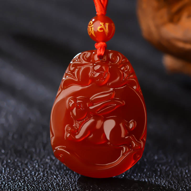 Collier pendentif calme en agate rouge avec pierres de Bouddha et signe du zodiaque chinois