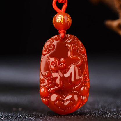 Collier pendentif porte-bonheur en agate rouge avec pierres de Bouddha et signe du zodiaque chinois