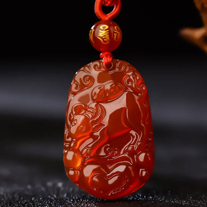 Collier pendentif porte-bonheur en agate rouge avec pierres de Bouddha et signe du zodiaque chinois