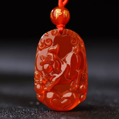 Collier pendentif porte-bonheur en agate rouge avec pierres de Bouddha et signe du zodiaque chinois