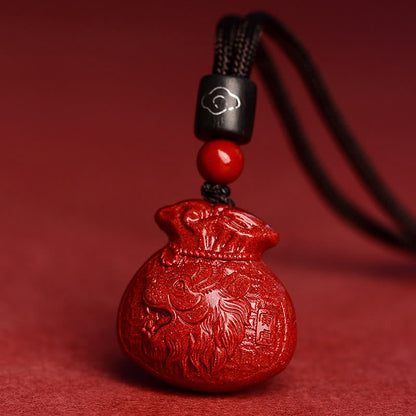 Collier pendentif calme en cinabre en forme de sac d'argent en pierres de Bouddha et signe du zodiaque chinois