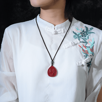 Collier pendentif bénédiction cinabre avec pierres de Bouddha et signe du zodiaque chinois