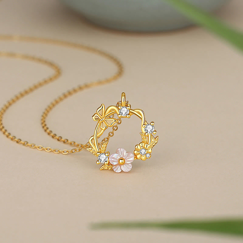 Collier avec pendentif en argent sterling 925 et zircone cubique, coquillage, papillon, fleur de pêcher, bénédiction