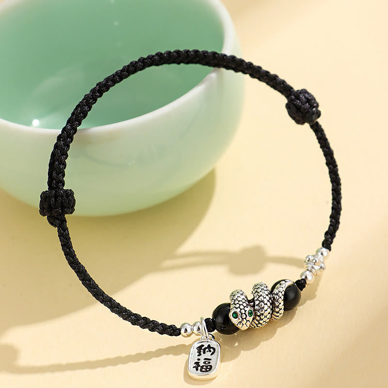 Bracelet porte-bonheur en fil rouge avec pierres de Bouddha et caractère Fu, année du serpent
