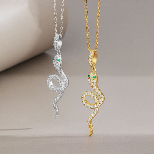 Collier pendentif de protection et de bénédiction en argent sterling 925 avec pierres de Bouddha, année du serpent aux yeux verts 