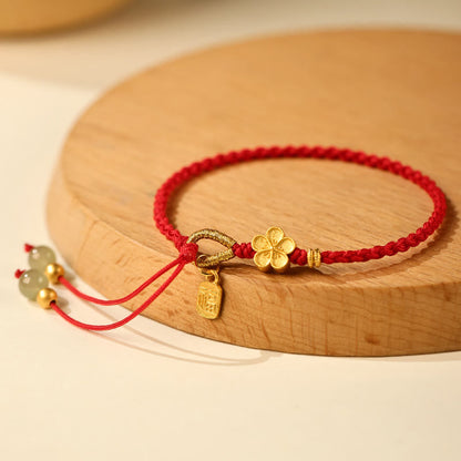 Bracelet porte-bonheur en jade Hetian avec petites fleurs de pêcher et breloque Fu