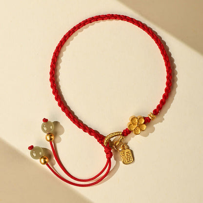 Bracelet porte-bonheur en jade Hetian avec petites fleurs de pêcher et breloque Fu