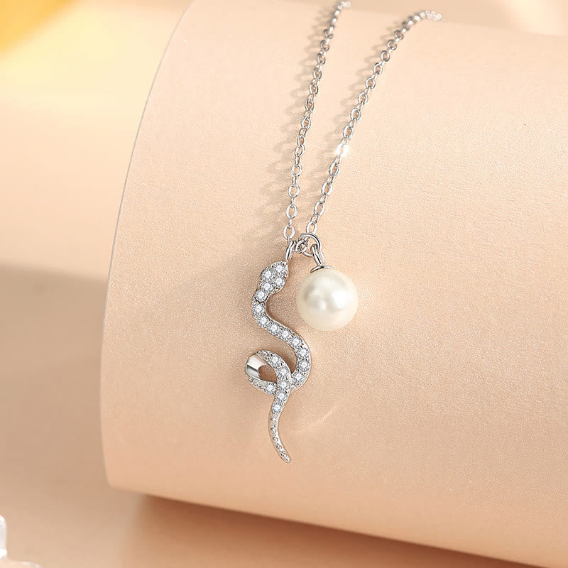 Collier avec pendentif en argent sterling 925 et perles de Bouddha, symbole de l'année du serpent et de la sincérité