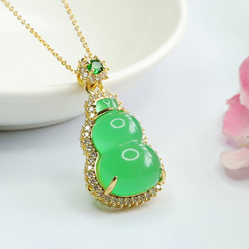 Buddha Stones Green Chalcedony Gourd Pendant