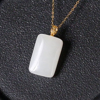 Collier pendentif en argent et jade Hetian avec pierres de Bouddha