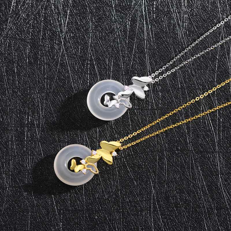 Collier avec pendentif en argent sterling 925 et pierre de Bouddha, motif papillon, calcédoine, paix, bénédiction, chance