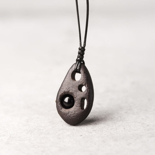 Collier pendentif en obsidienne creuse incrustée de pierres de Bouddha, bois d'ébène, paix et calme 