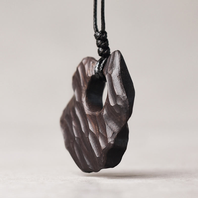 Collier pendentif en bois d'ébène creux de forme irrégulière, pierres de Bouddha, équilibre de la paix 