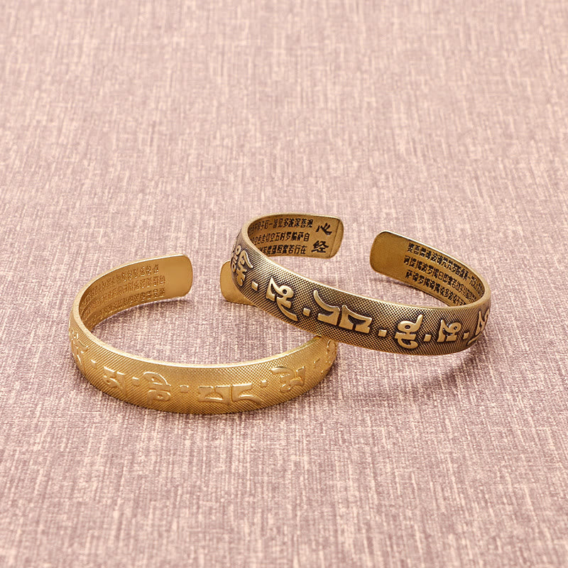 Bracelet porte-bonheur en cuivre avec les six mots véritables « Om Mani Padme Hum » et le Sutra du cœur