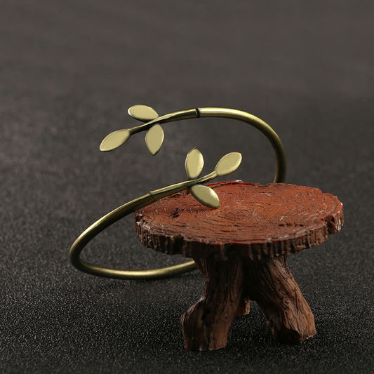 Bracelet de guérison en cuivre avec trèfle porte-bonheur et pierres de Bouddha