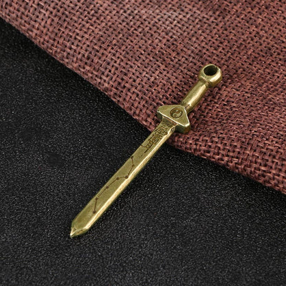 Collier pendentif vintage en cuivre avec épée et équilibre Yin Yang en pierres de Bouddha 