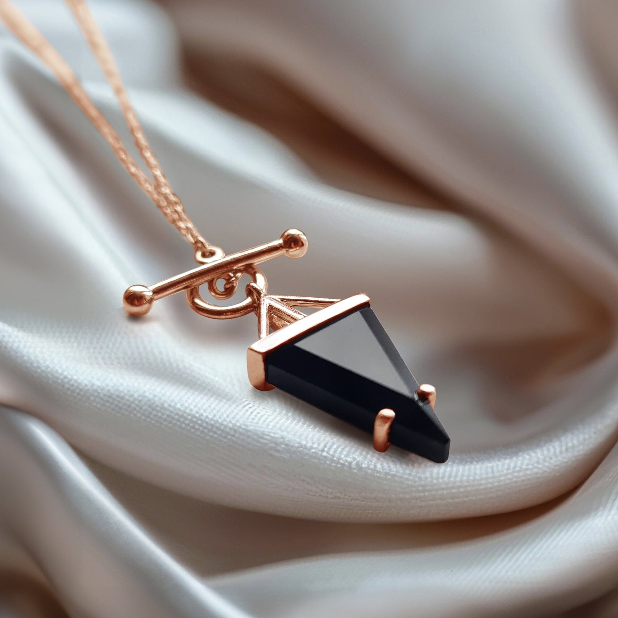 Black Obsidian Necklace - Heroine T Lock