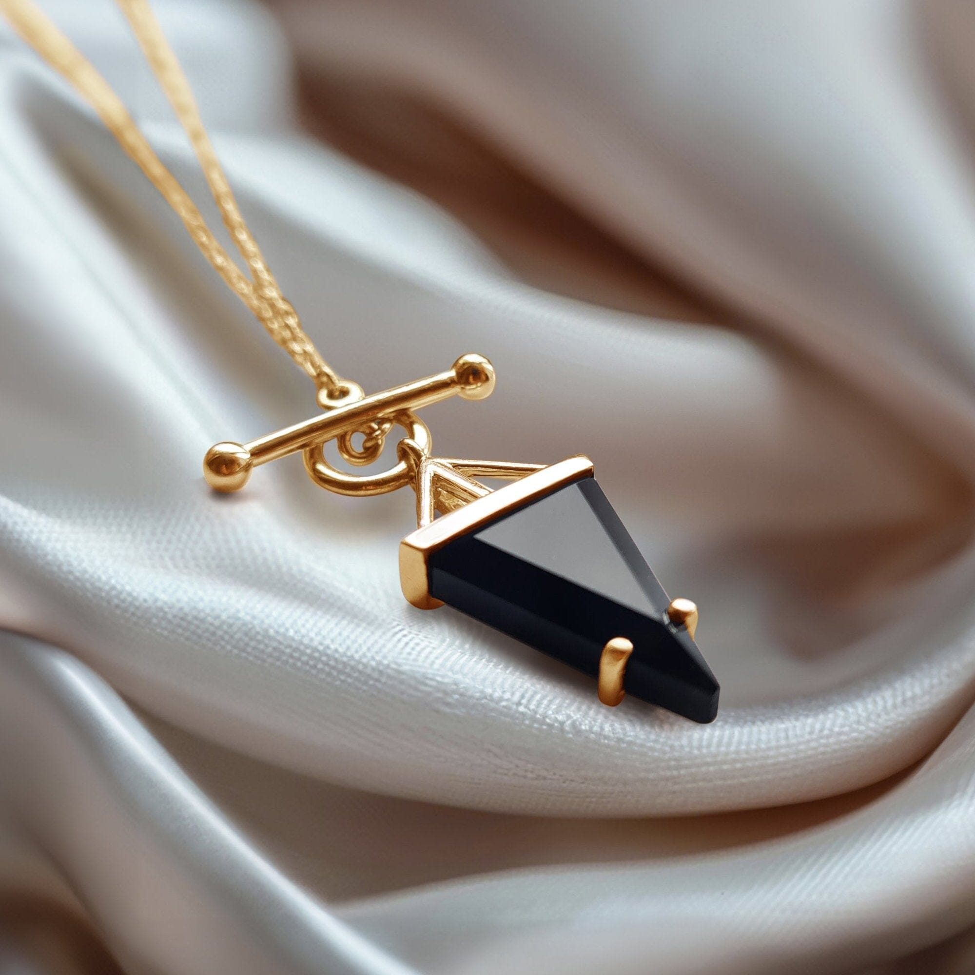 Black Obsidian Necklace - Heroine T Lock