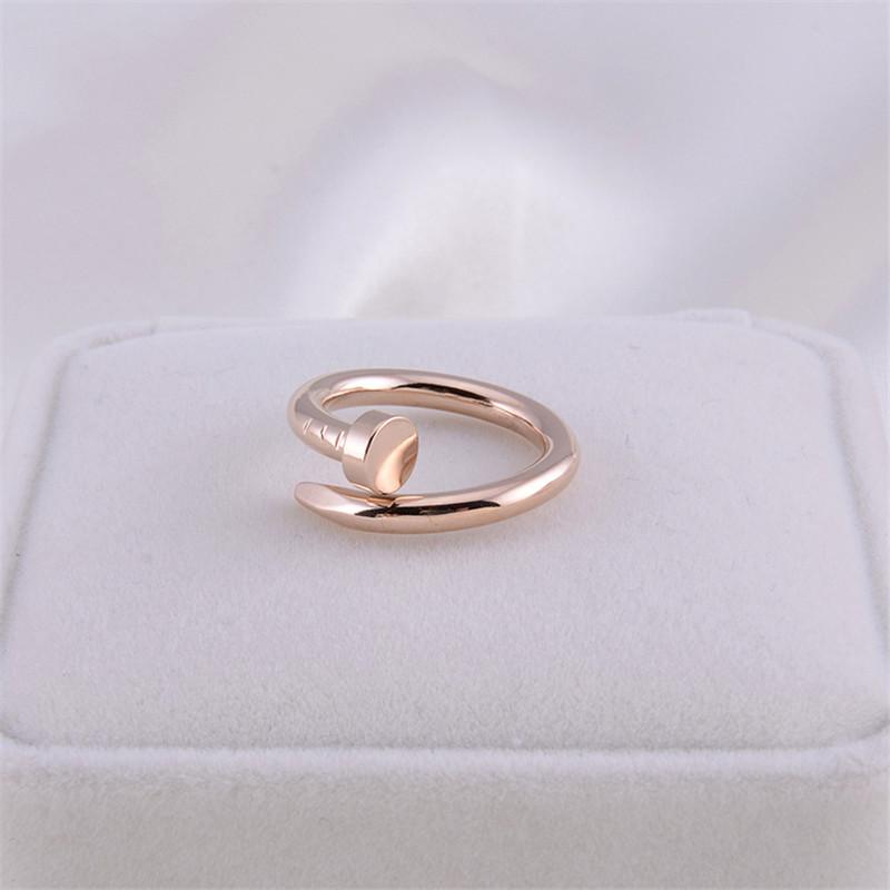 Bracelet manchette à clous / Bague à clous