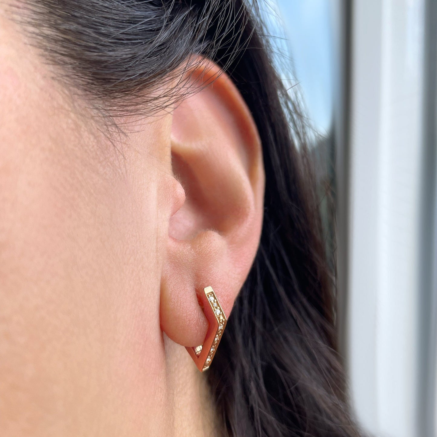 Boucles d'oreilles en zircon blanc - Créoles Sirius