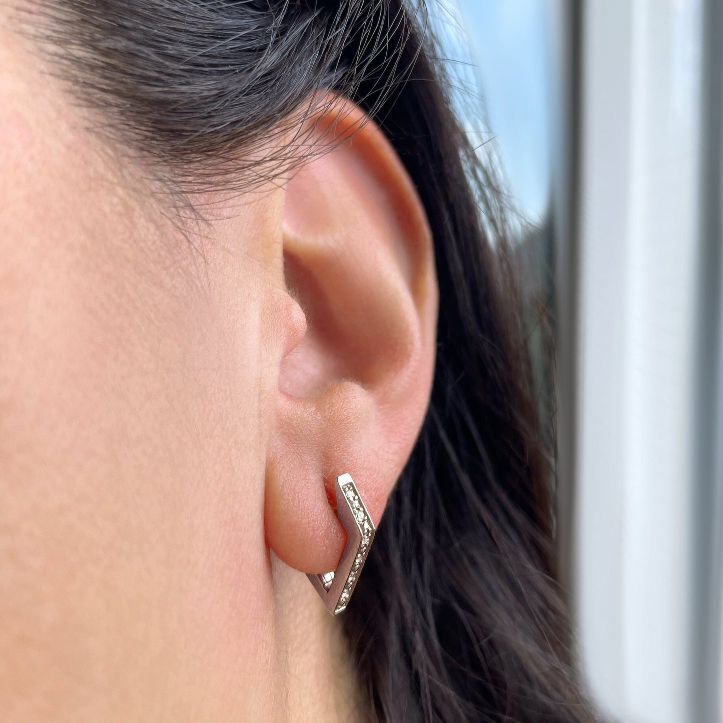 Boucles d'oreilles en zircon blanc - Créoles Sirius