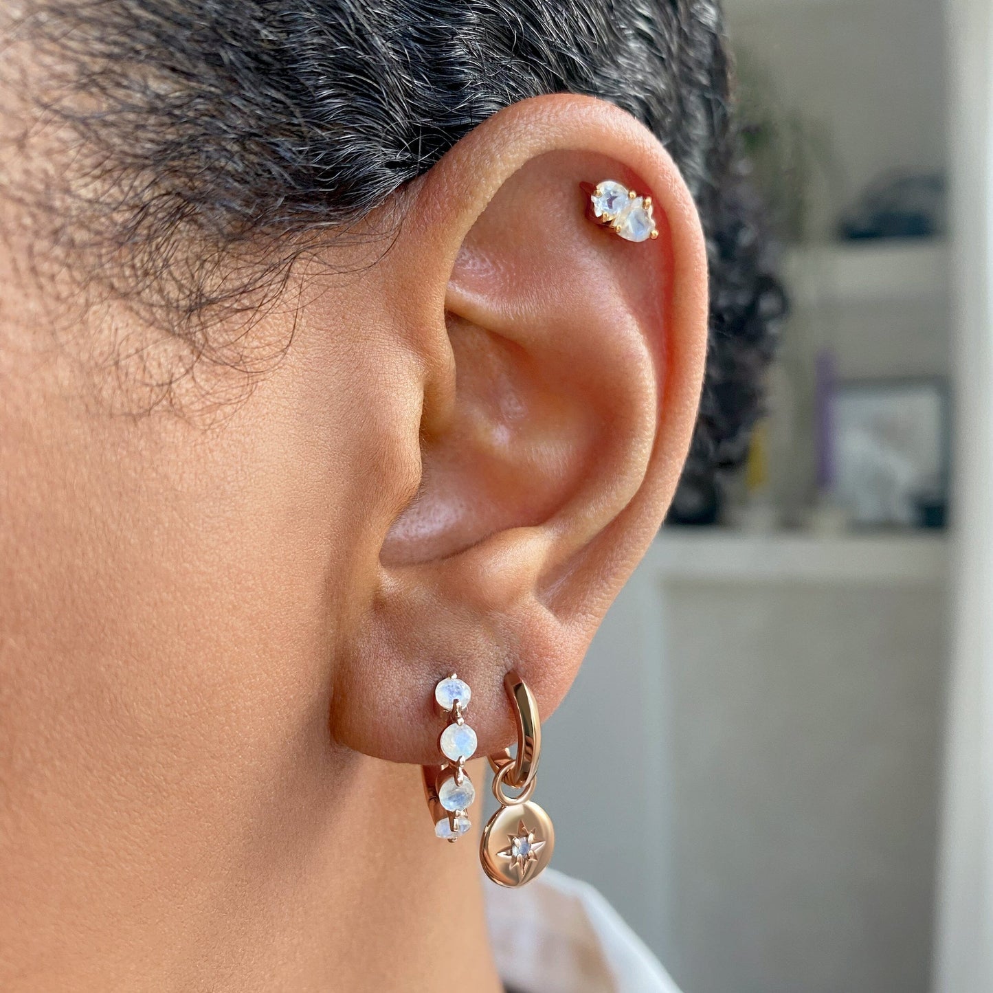 Boucles d'oreilles en pierre de lune - Créoles North Star