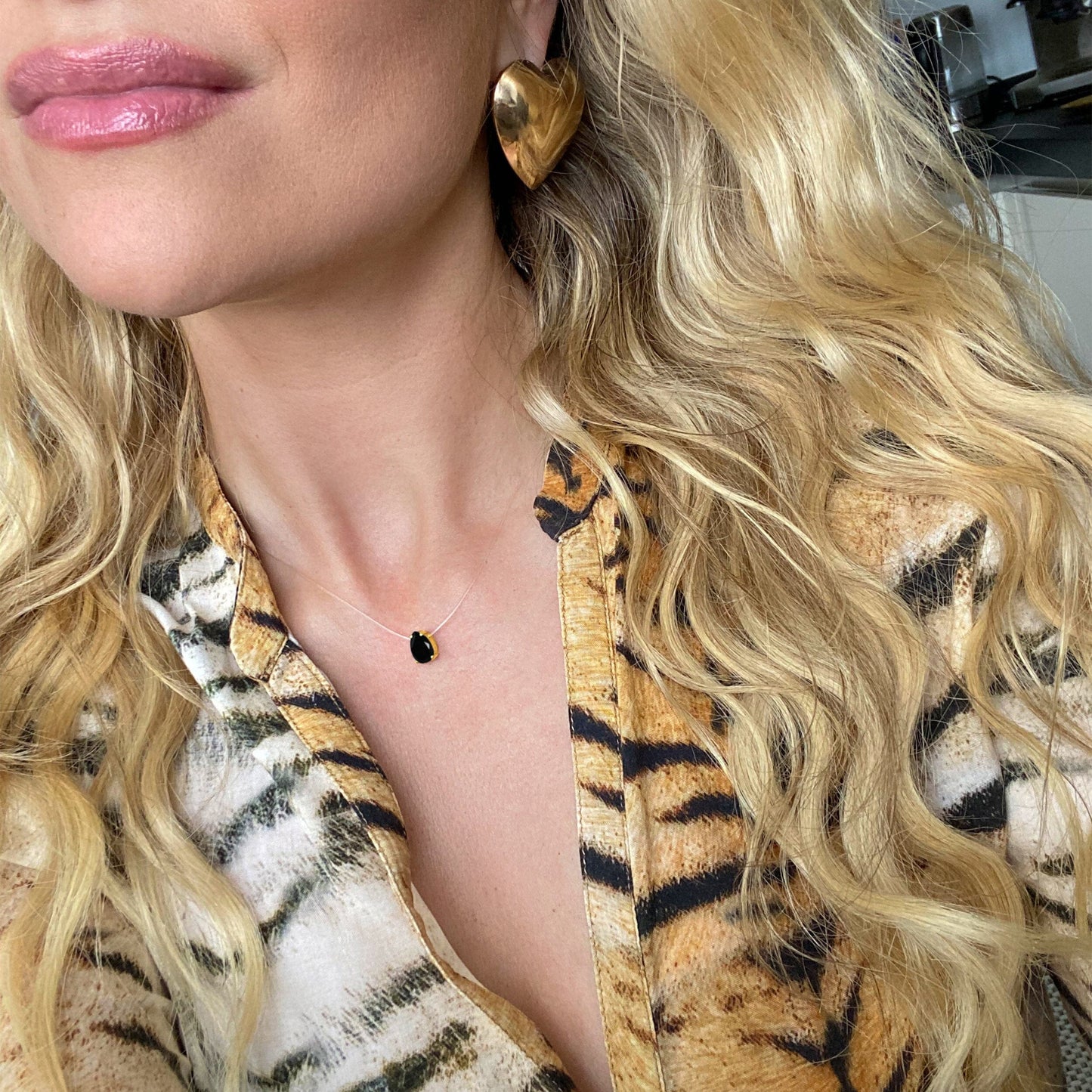 Collier en onyx noir Floating Sway - Pierre de naissance de décembre