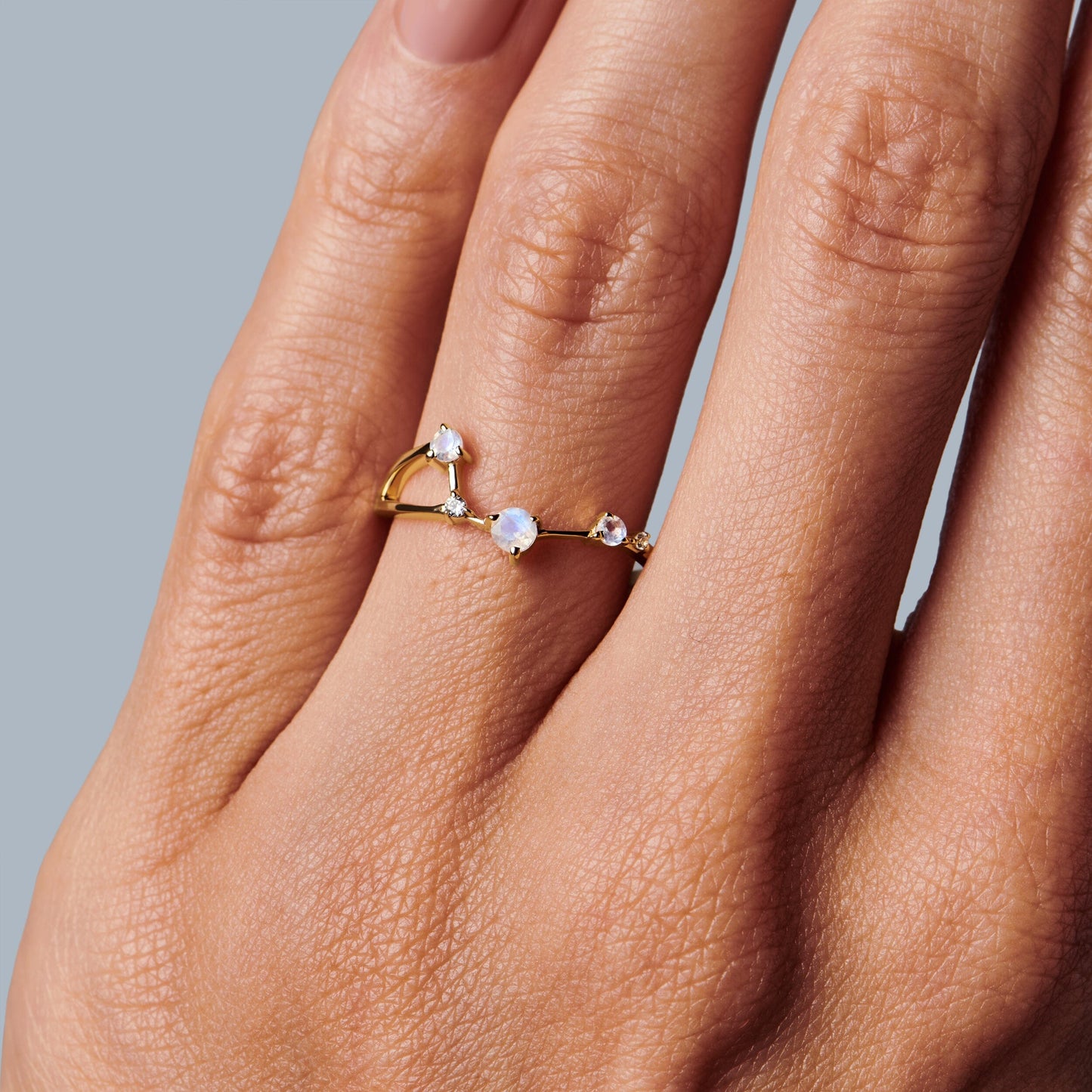 Bague en pierre de lune - Constellation du Bélier