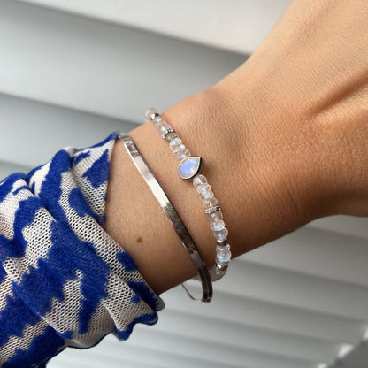 Bracelet empilable en pierre de lune et chevrons - Intuitive Spirit