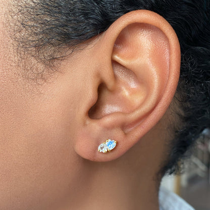 Boucles d'oreilles en pierre de lune et zircon blanc - Cœurs flottants