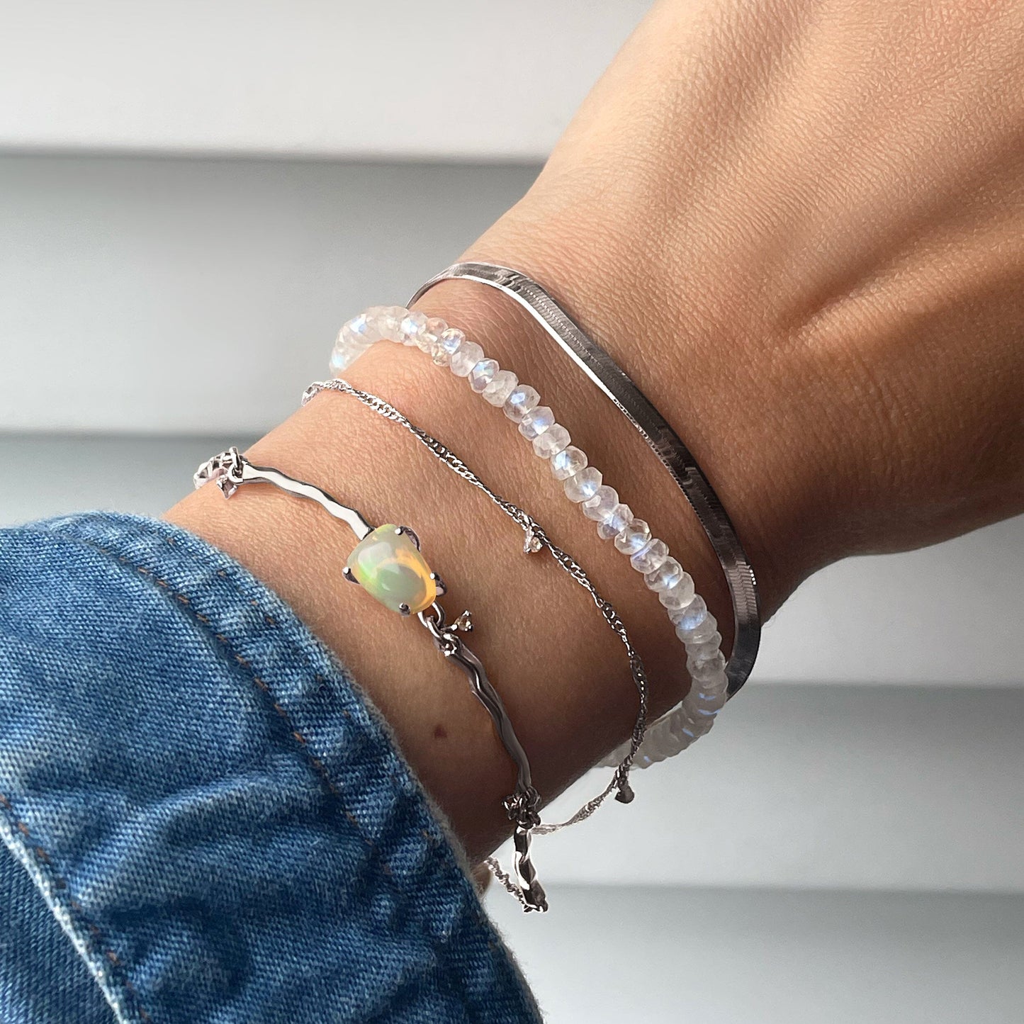 Bracelet empilable en pierre de lune et opale - Énergie positive