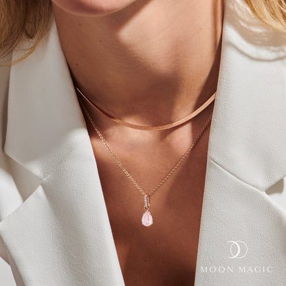 Collier Sway en quartz rose avec pierre de naissance et chaîne à chevrons