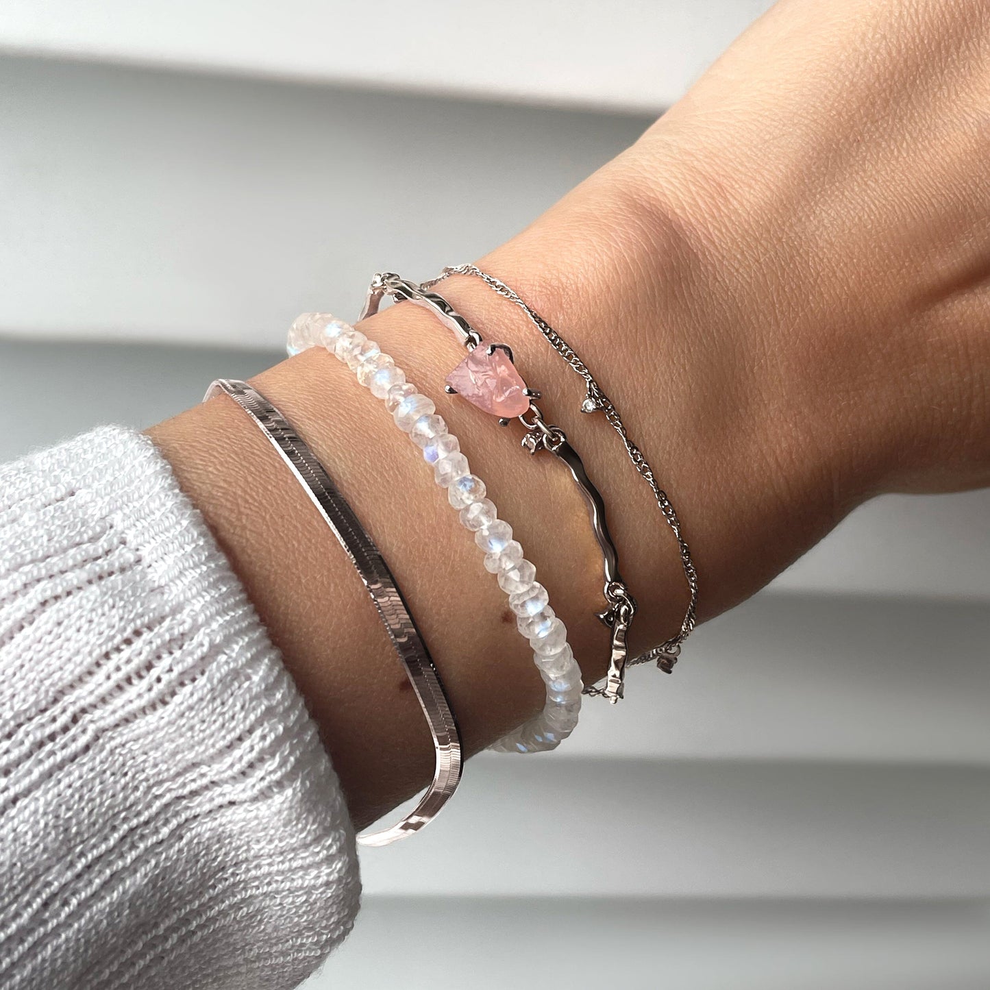 Bracelet empilable en pierre de lune et quartz rose – L'amour de soi