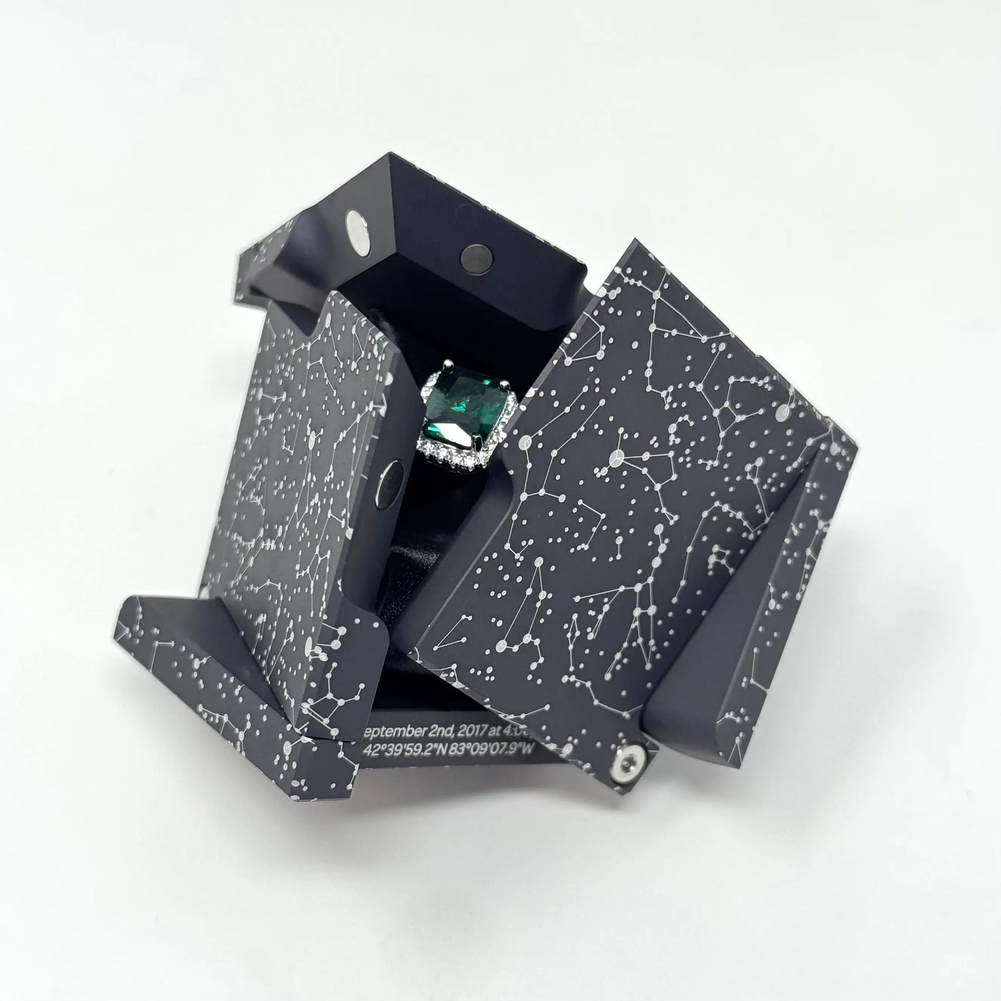 Kinetacube™ Ring Box - Fifth Limited Edition: Colors Degrees of Freedom